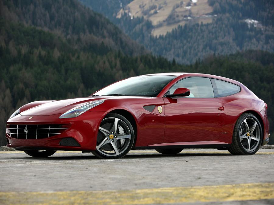  Ferrari FF 2011 года  (фото 181 из 195)
